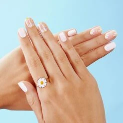 Daisy Dukes -Nail Obsessed Store GAM169 DaisyDukes Hands