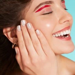 Rose All Day -Nail Obsessed Store GSA03 RoseAllDay Lifestyle1